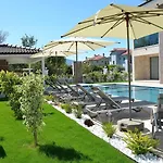 Sahra Exclusive Dalyan - Family-friendly Luxury In Dalyan Centre With Large Private Pool & Garden Villa *