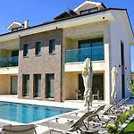Sahra Exclusive Dalyan - Family-friendly Luxury In Dalyan Centre With Large Private Pool & Garden Villa *