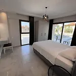 Sahra Exclusive Dalyan - Family-friendly Luxury In Dalyan Centre With Large Private Pool & Garden *