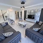 Sahra Exclusive Dalyan - Family-friendly Luxury In Dalyan Centre With Large Private Pool & Garden Βίλα