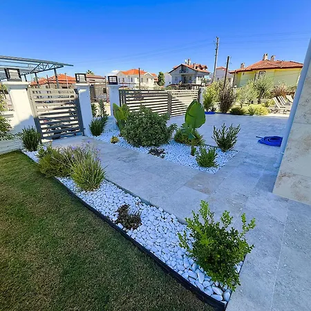 Sahra Exclusive Dalyan - Family-friendly Luxury In Dalyan Centre With Large Private Pool & Garden *