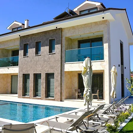 Sahra Exclusive Dalyan - Family-friendly Luxury In Dalyan Centre With Large Private Pool & Garden Villa *
