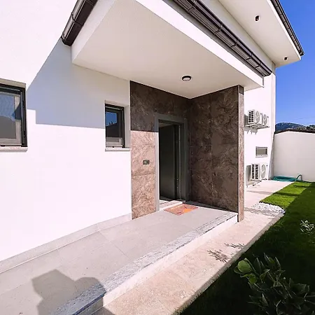 Sahra Exclusive Dalyan - Family-friendly Luxury In Dalyan Centre With Large Private Pool & Garden Villa